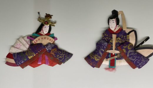 ひな人形と美人画展開催中